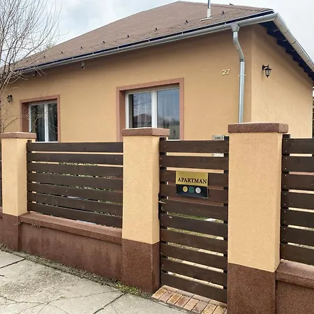 Budapest Airport In V3